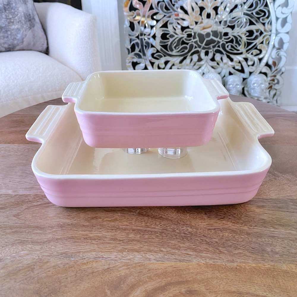 Le Creuset baking dish set in Satin Pink